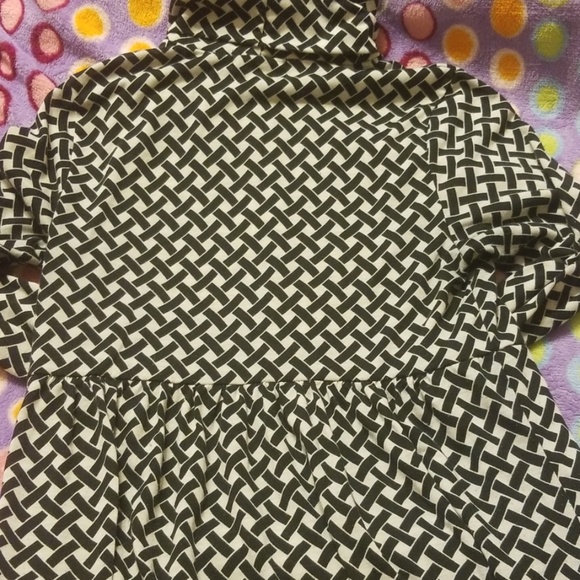 Top. Womens. - Picture 6 of 7